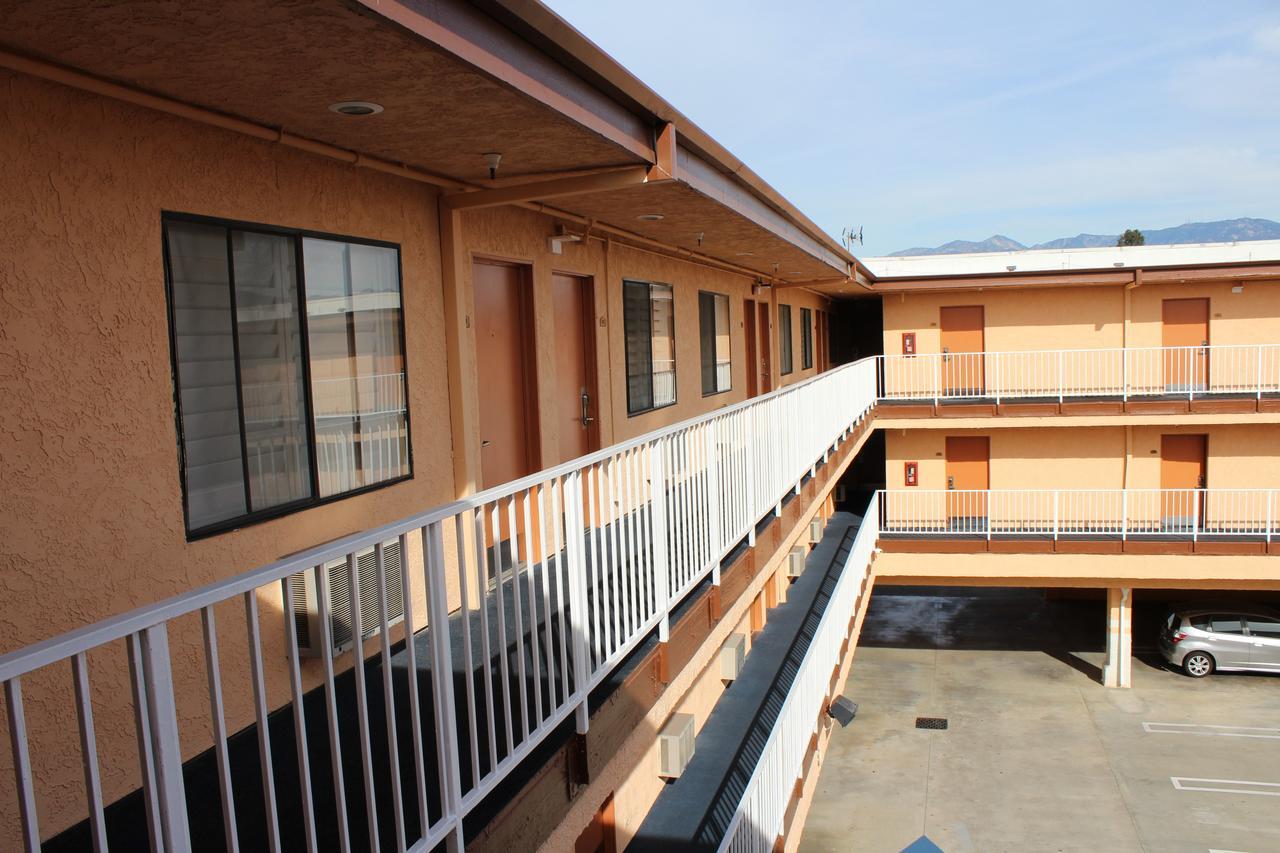Garvey Inn Monterey Park Eksteriør billede